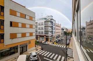 Piso en venta en Duggi - Rambla - Los Hoteles en Santa Cruz de Tenerife