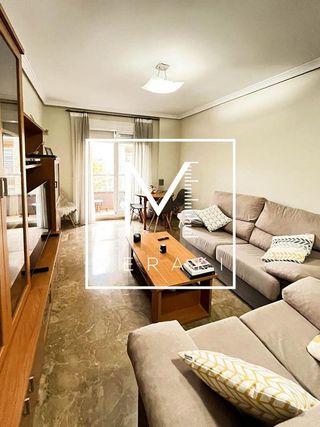 Piso en venta en Santa Cruz - Industria - Polígono Campollano en Albacete