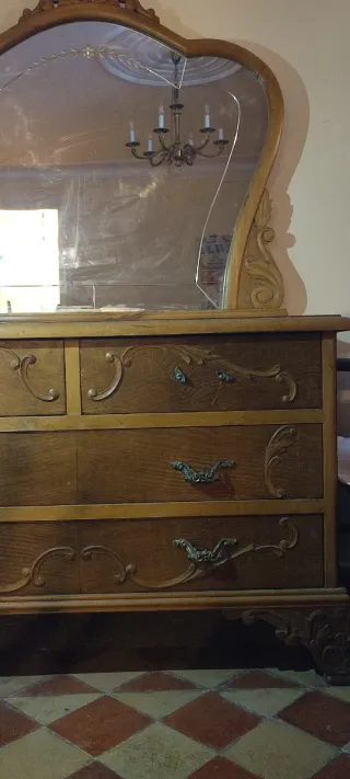 Tocador antiguo madera con espejo