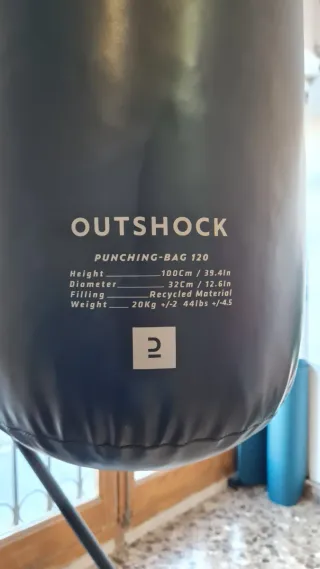 Saco de boxeo con soporte