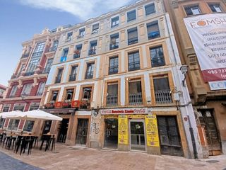 Piso en venta en Casco Histórico en Oviedo
