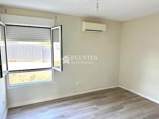 Piso en venta en Juan XXIII en Alicante