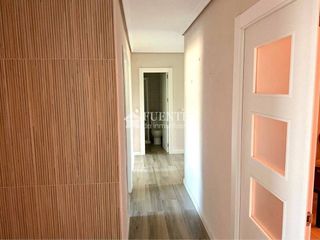 Piso en venta en Juan XXIII en Alicante