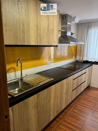 Piso en venta en Ctra. Circunvalación - La Magdalena en Jaén