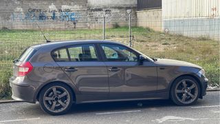 BMW Serie 1 INGLES VOLANTE A LA DERECHA