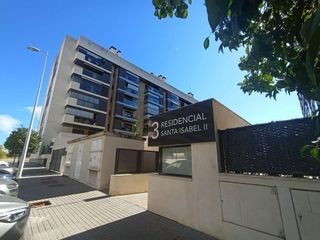 Piso en venta en Poniente-Norte - Miralbaida - Parque Azahara en Córdoba