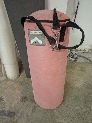 Saco de boxeo Outshock rosa