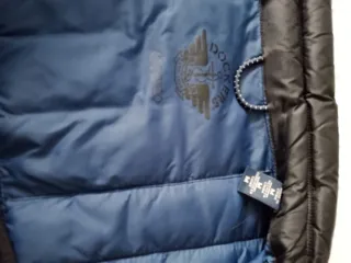 Cazadora acolchada negra hombre