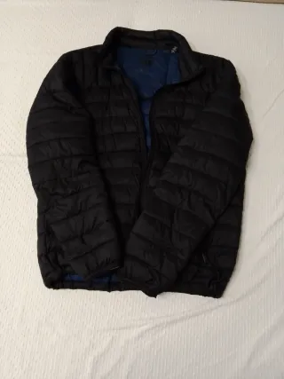 Cazadora acolchada negra hombre