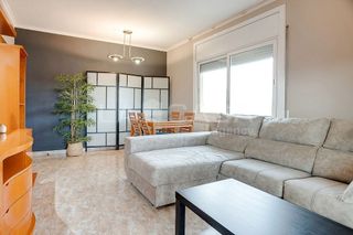 Piso en venta en Artigas - Llefià en Badalona