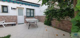 Casa adosada en venta en Las Lagunas en Mijas