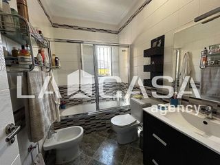 Chalet en venta en Montequinto en Dos Hermanas