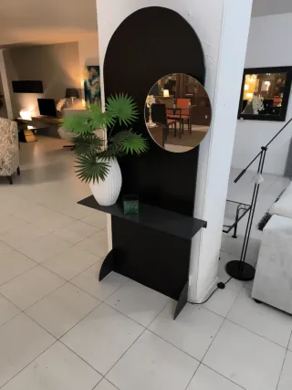 Recibidor metálico negro