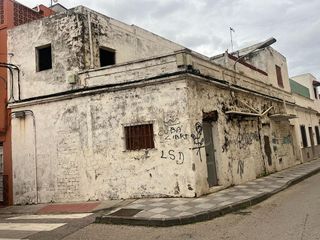 Casa adosada en venta en Bajadilla - Fuente Nueva en Algeciras