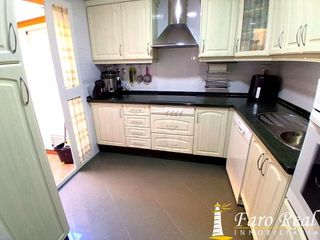 Casa adosada en venta en Las Palmeras-Dehesilla en Sanlúcar de Barrameda