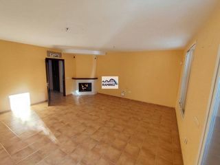 Casa adosada en venta en Pizarra