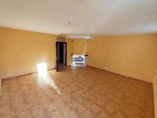 Casa adosada en venta en Pizarra