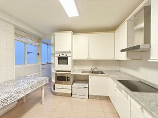 Piso en venta en Ensanche - Sar en Santiago de Compostela