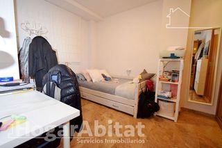 Piso en venta en Mestalla en Valencia