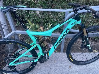 ORBEA OIZ M10 29 CARBONO DOBLE FOX KASHIMA