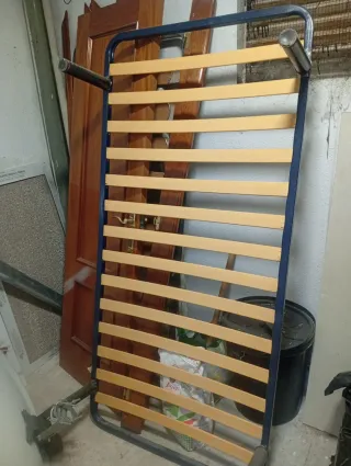 Somier metálico con lamas de madera