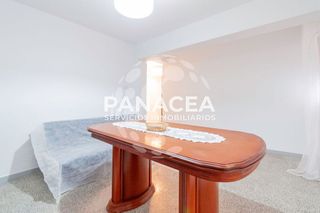 Piso en venta en Barrio Alto - San Félix - Oliveros - Altamira en Almería
