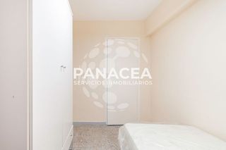 Piso en venta en Barrio Alto - San Félix - Oliveros - Altamira en Almería