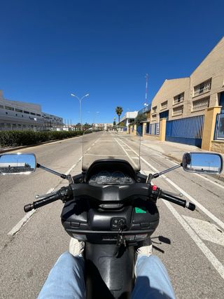 Suzuki Burgman 250 Plata