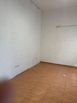 Local comercial en alquiler en Ciudad Jardín - Tagarete - El Zapillo en Almería