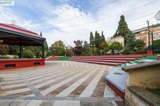 Chalet en venta en Zubia (La)