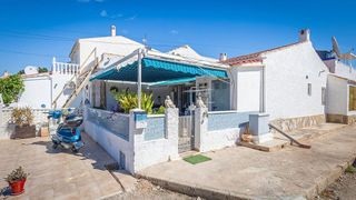 Chalet en venta en Centro en Torrevieja