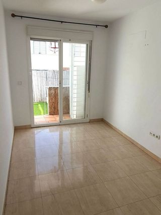 Casa adosada en venta en Palomares del Río