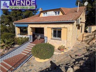 Casa rural en venta en Petrer