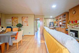 Casa adosada en venta en Colores - Entreparques en Sevilla