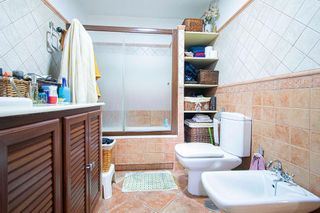 Casa adosada en venta en Colores - Entreparques en Sevilla