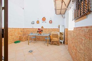 Casa adosada en venta en Colores - Entreparques en Sevilla
