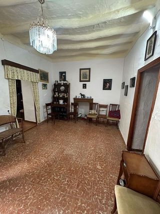 Casa adosada en venta en Zona de Cueva de Menga en Antequera