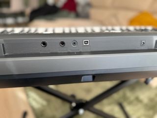 Teclado Yamaha PSR E373