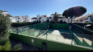 Piso en venta en Nueva Andalucía centro en Marbella