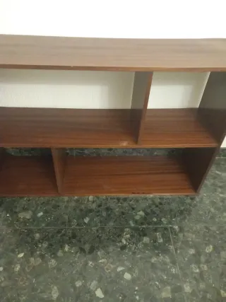 Estantería con cubos