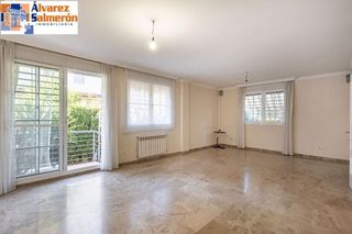 Chalet en venta en San Miguel en Armilla