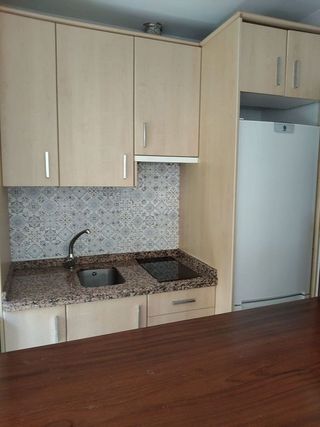 Piso en alquiler en Cruz Roja en Sevilla