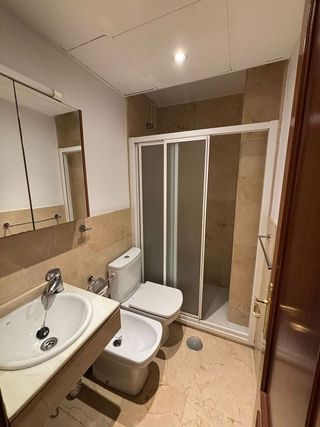 Piso en alquiler en Cruz Roja en Sevilla