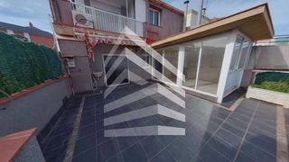 Ático en venta en Can Roca-Muntanyeta en Castelldefels