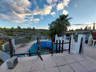 Casa rural en venta en Monserrat