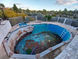 Casa rural en venta en Monserrat