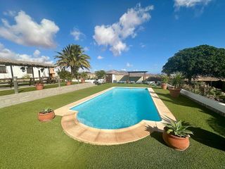 Chalet en venta en Antigua pueblo en Antigua