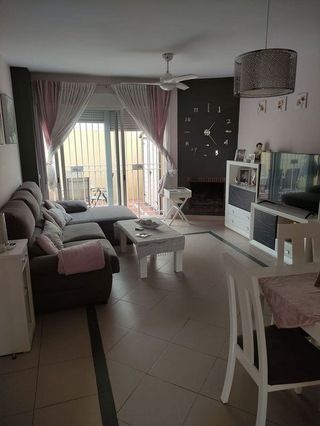 Casa pareada en venta en Gelves