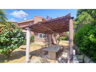 Chalet en venta en Hervencias en Ávila