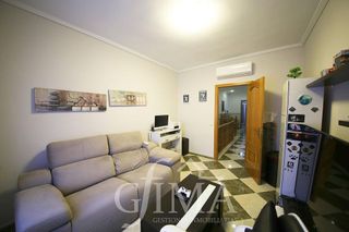 Casa adosada en venta en Tomelloso